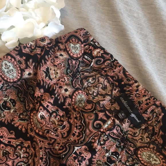 Ambiance Apparel Fun Pants! - Picture 2 of 4